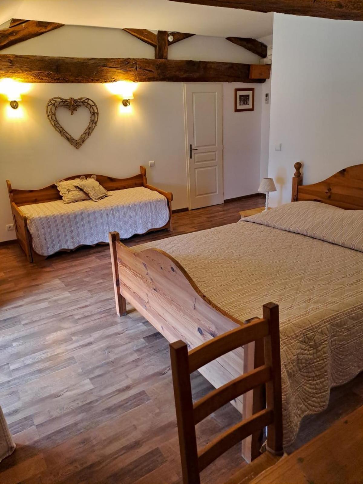 Le Moulin Du Fay Bed & Breakfast Villemotier Ngoại thất bức ảnh